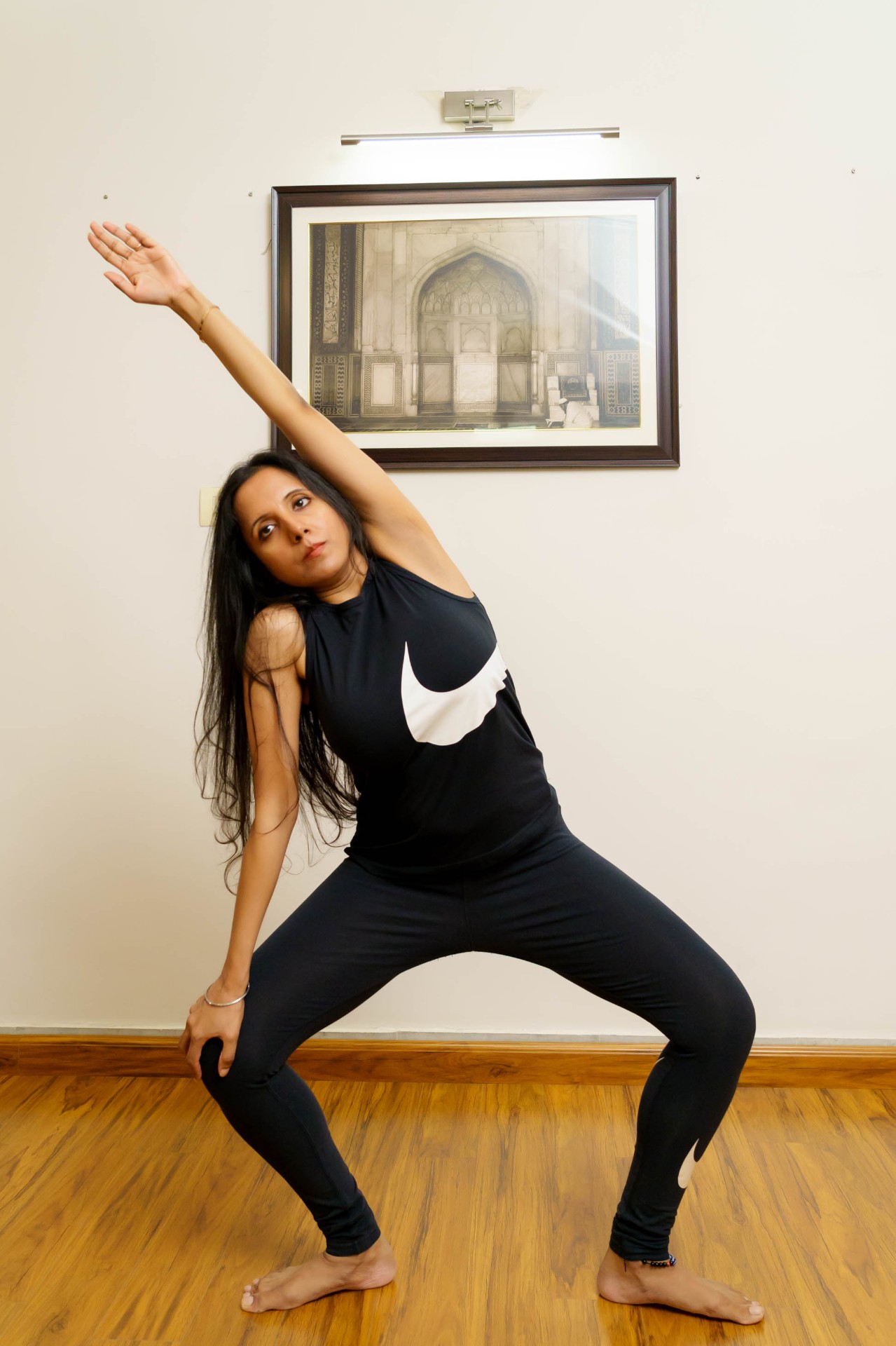 Pallavi in side-bend, opening the heart line